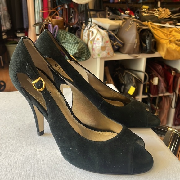 BCBG suede heels - Picture 5 of 6